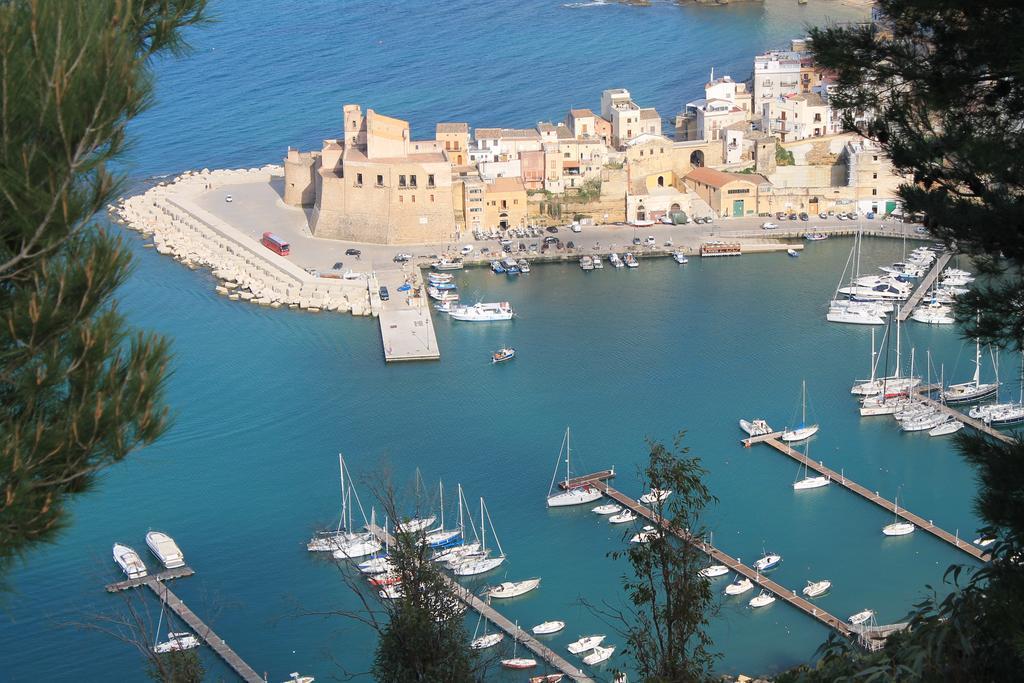 Casa Longo 2 Apartment Castellammare del Golfo Luaran gambar
